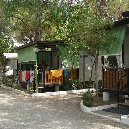 Parco vacanze Villaggio Mondial *